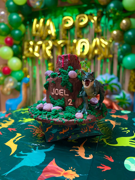 Fondant figures Cake