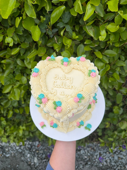 Vintage & Buttercream cake